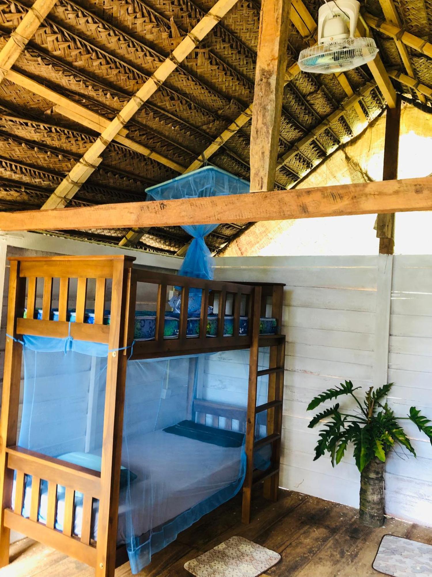 Linu Homestay Dikwella Esterno foto