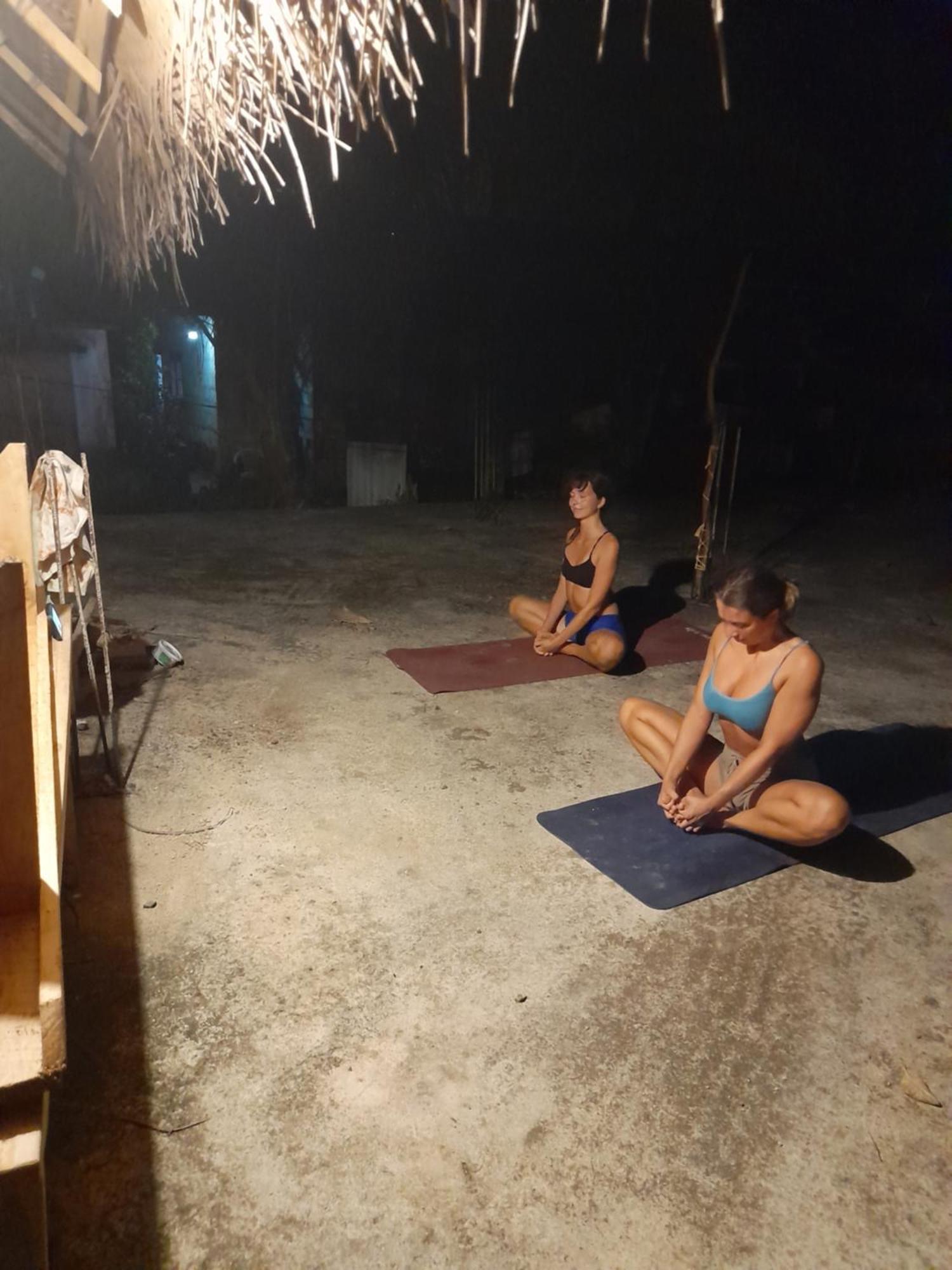 Linu Homestay Dikwella Esterno foto