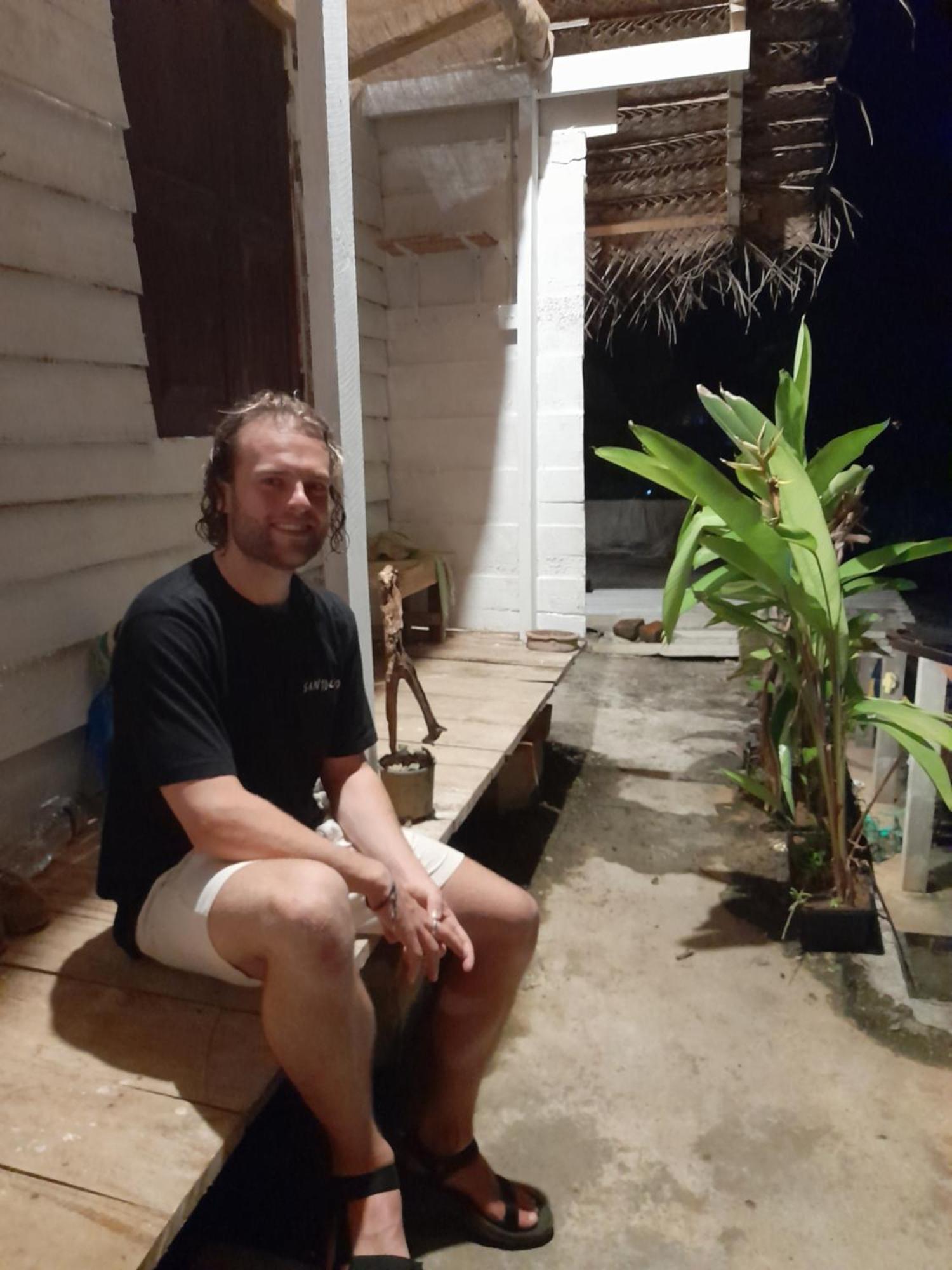 Linu Homestay Dikwella Esterno foto